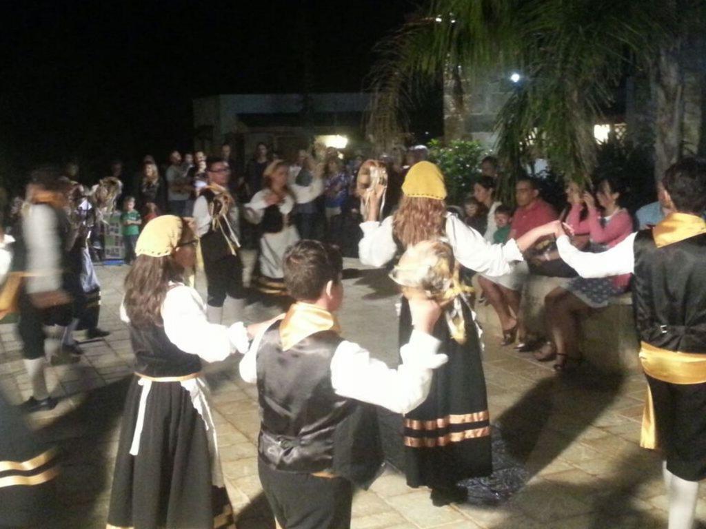 הוילה קרוביניו Masseria Nzeta מראה חיצוני תמונה